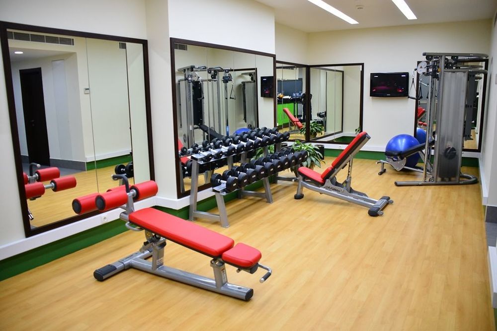 Coral Beirut Al Hamra Hotel Екстериор снимка