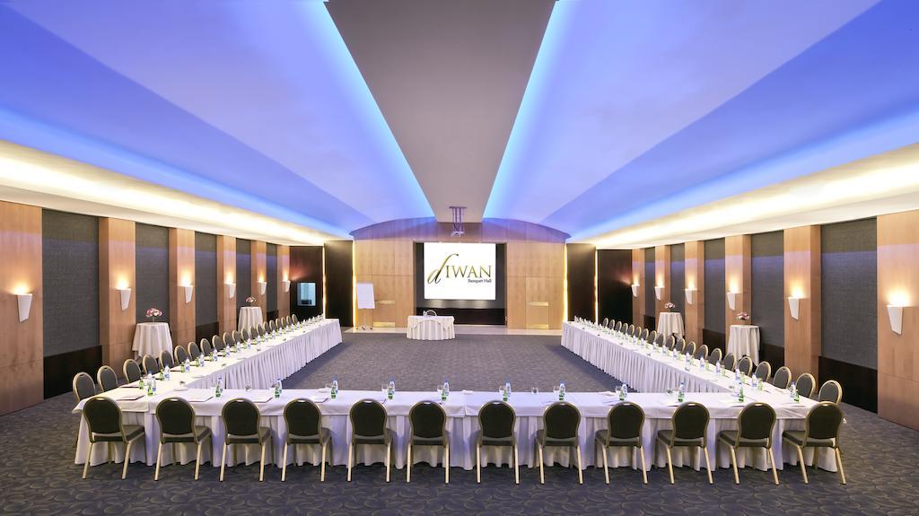 Coral Beirut Al Hamra Hotel Съоръжения снимка