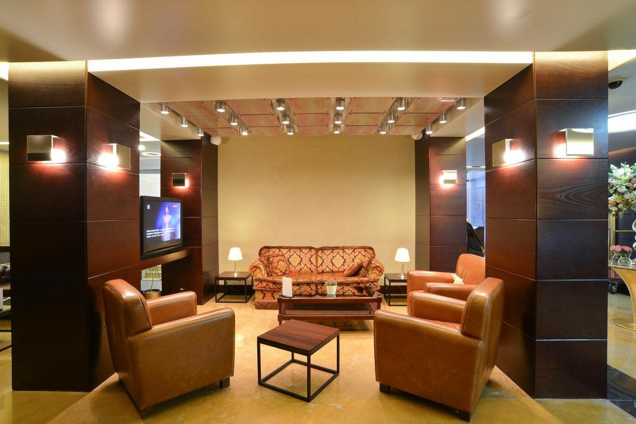 Coral Beirut Al Hamra Hotel Екстериор снимка